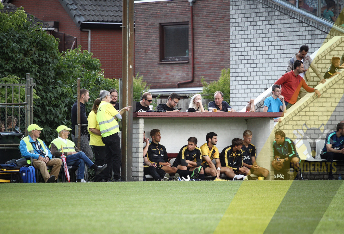 nac kortrijk [2 1] [83 van 92]